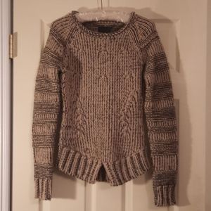 NEW Derek Lam thick wool blend sweater. Size large but fits like a small.